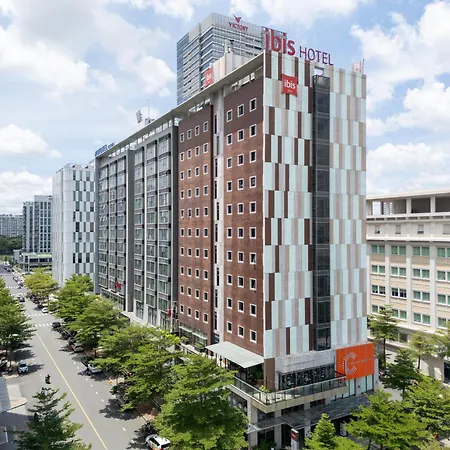 Hotel Ibis Saigon South